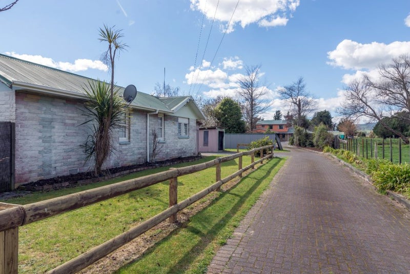 59 Robinson Avenue, Holdens Bay, Rotorua - Carousel 1