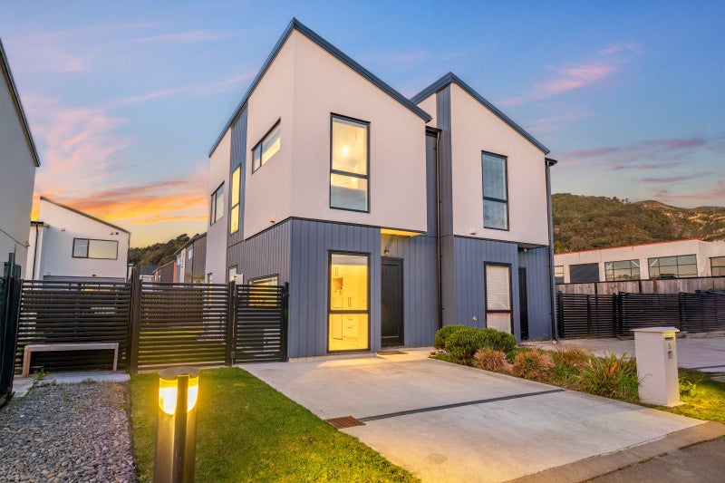 5 Gloaming Lane, Wallaceville, Upper Hutt - Carousel 1