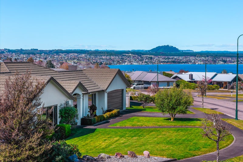 5 Woburn Place, Nukuhau, Taupo - Carousel 30