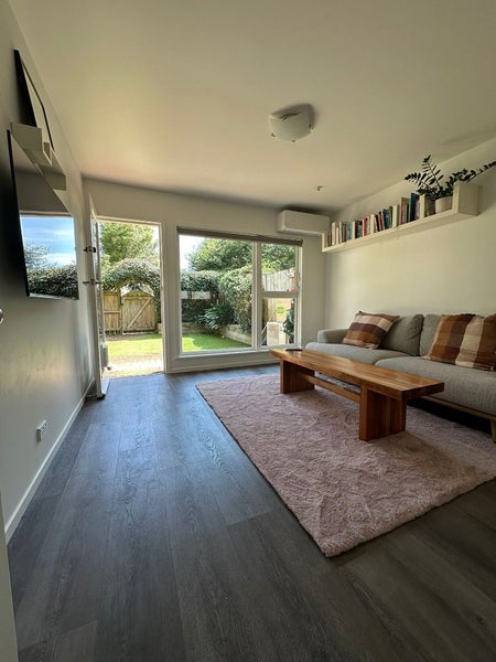 1/16 Lancing Road, Sandringham, Auckland - Carousel 1