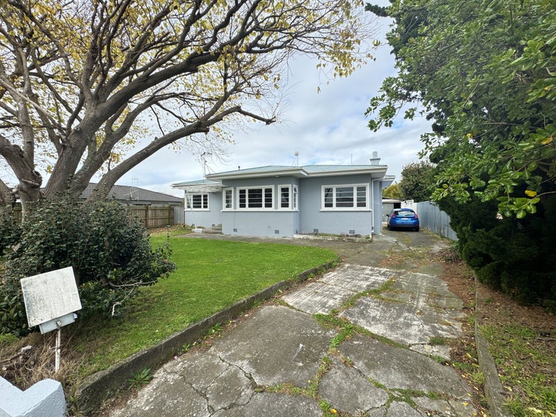 32 Puriri Terrace, Roslyn, Palmerston North - Carousel 1