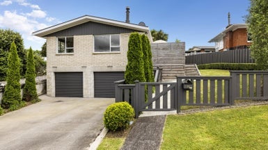 17A Regent Street, Brookfield, Tauranga - Carousel 1