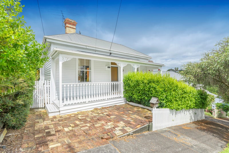 6 Richbourne Street, Kingsland, Auckland - Carousel 1