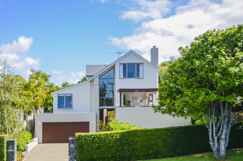 25 Chesterfield Avenue, Glendowie, Auckland - Carousel 1