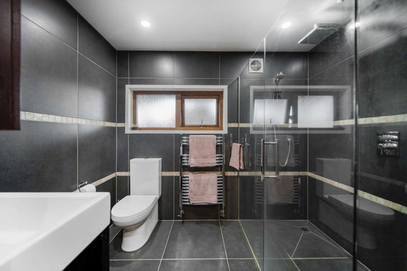 18 Fielding Crescent, Farm Cove, Auckland - Carousel 2