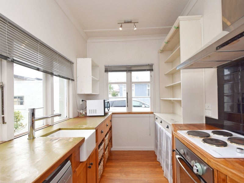 446 Tay Street, Turnbull Thomson Park, Invercargill - Carousel 2