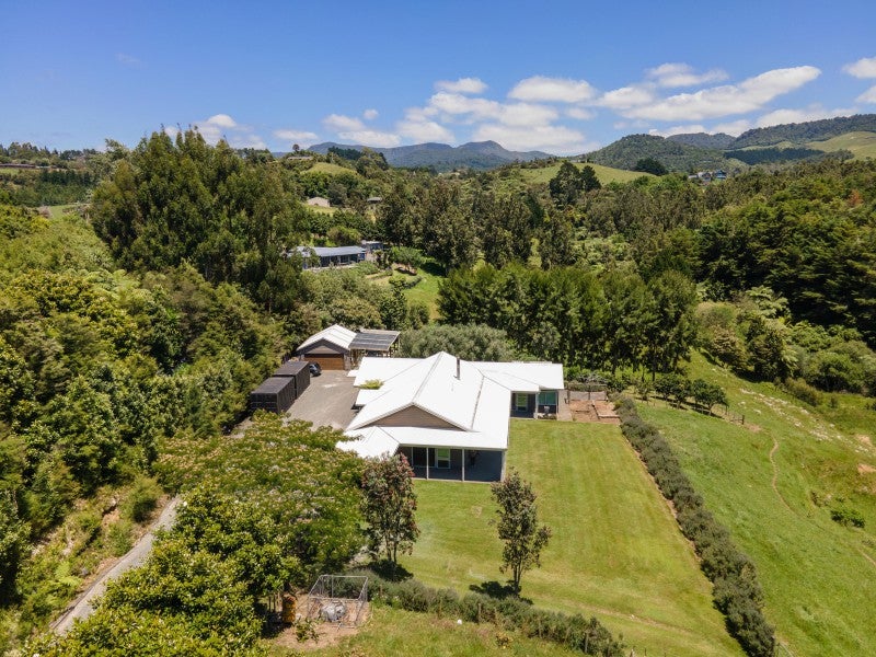 204 Lund Road, Katikati - Carousel 25