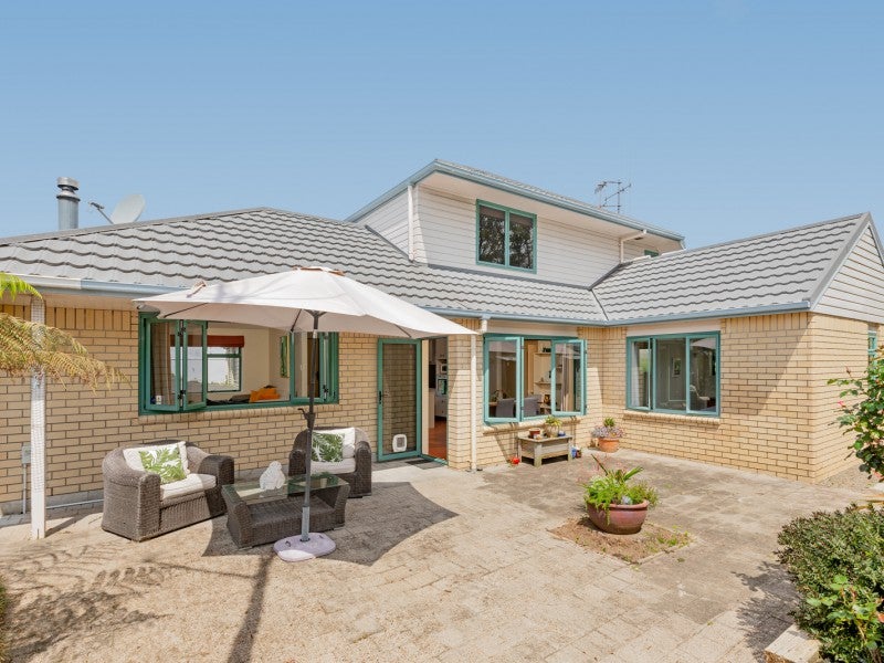 7B Goods Road, Otumoetai, Tauranga - Carousel 2