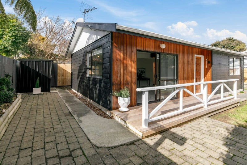 75B WAKEFIELD ST, Alicetown, Lower Hutt - Carousel 2