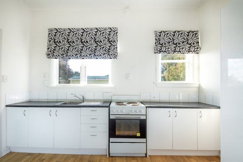 1 Duncan Street, Sumner, Christchurch - Carousel 2