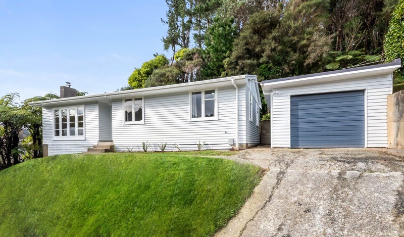 7 Thomson Grove, Stokes Valley, Lower Hutt - Carousel 15
