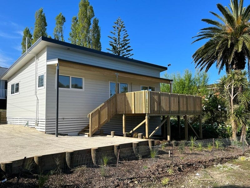 64 Hillside Road, Papatoetoe, Auckland - Carousel 1