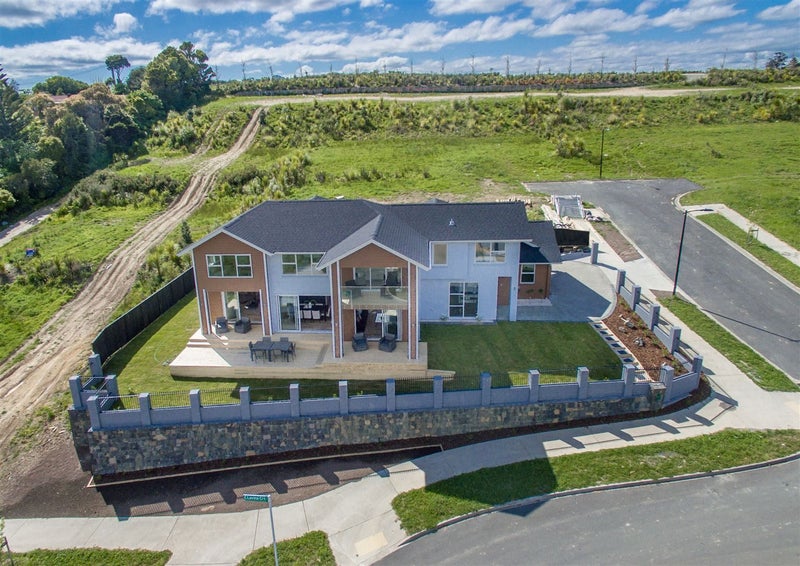 10 Michael Richard Place, East Tamaki Heights, Auckland - Carousel 30