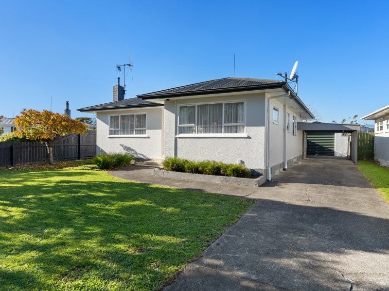 28 Nottingham Avenue, Awapuni, Palmerston North - Carousel 1