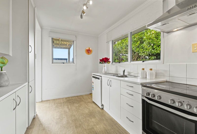 60A Swaffield Road, Papatoetoe, Auckland - Carousel 2