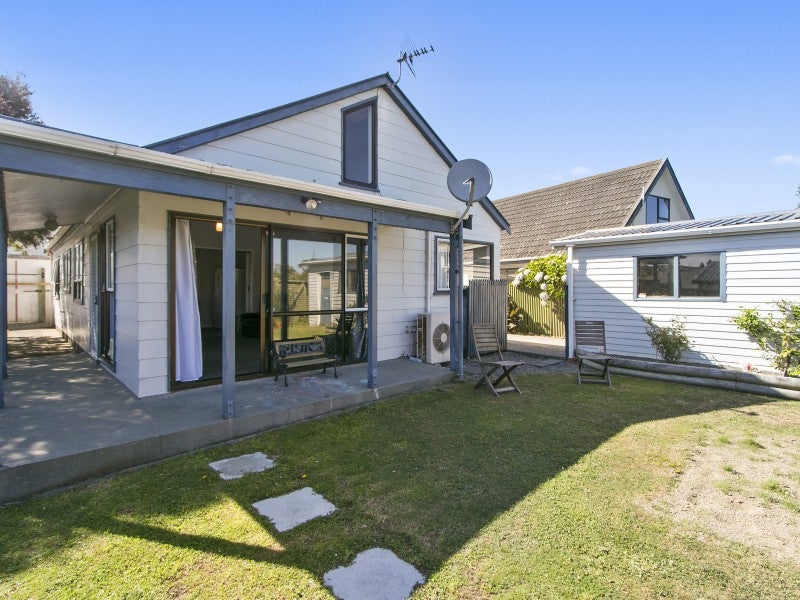 29A Awamutu Grove, Waiwhetu, Lower Hutt - Carousel 1