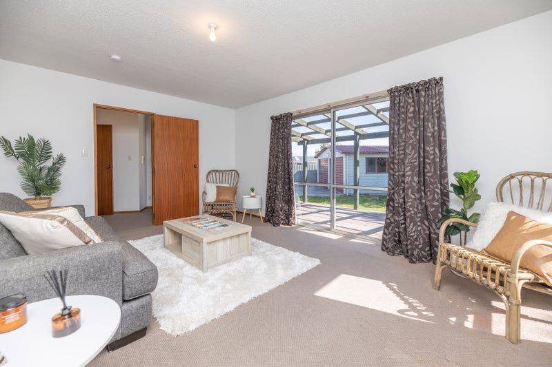 11 Cornet Lane, Aranui, Christchurch - Carousel 2