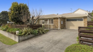 43 Otumoetai Road, Judea, Tauranga - Carousel 1