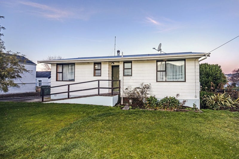25 Mersey Street, South Hill, Oamaru - Carousel 2