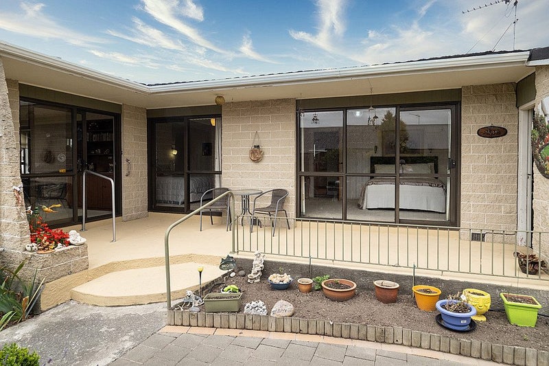 2/38 Burnett Street, Ashburton, Ashburton - Carousel 1