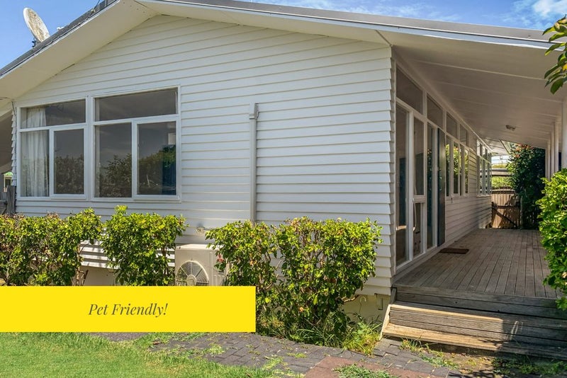 16 Rickards Place, New Lynn, Auckland - Carousel 1