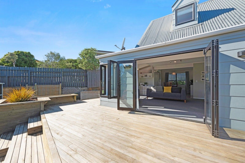 4 Tatum Way, Johnsonville, Wellington - Carousel 2