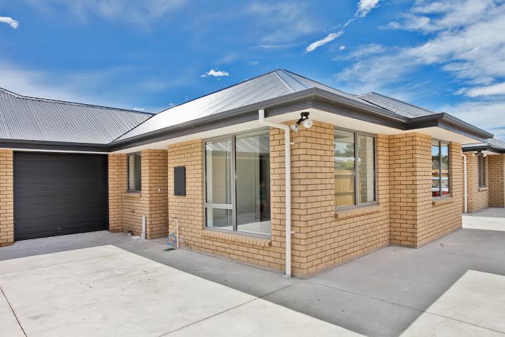 30A Ballantyne Avenue, Upper Riccarton, Christchurch - Carousel 1
