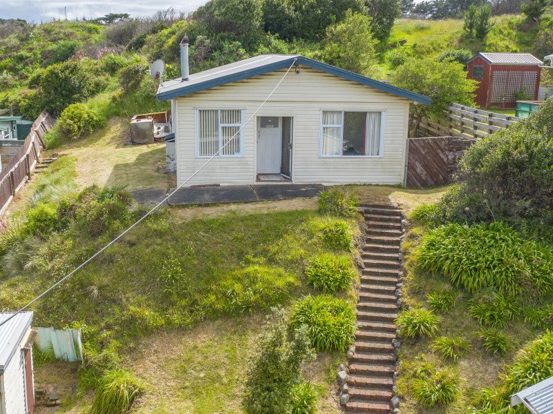636 Waitarere Beach Road, Waitārere Beach, Levin - Carousel 2