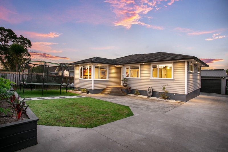 38 Parrs Cross Road, Henderson, Auckland - Carousel 1