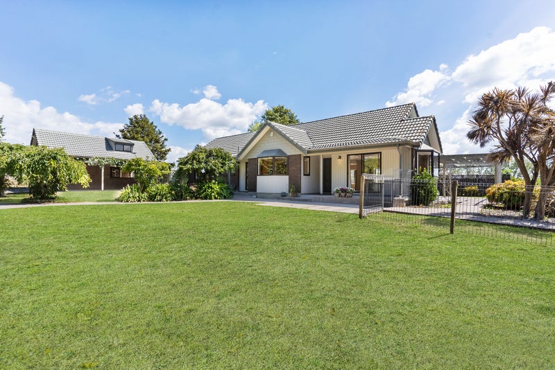 36 Ponga Road, Papakura - Carousel 1