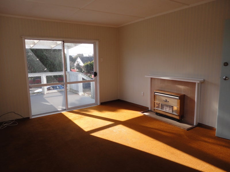 21 Harper Street, Gonville, Whanganui - Carousel 2
