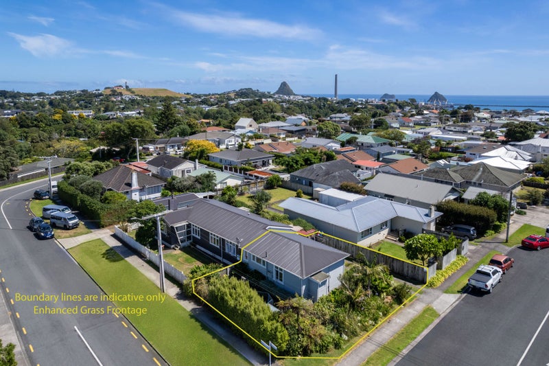 46 Lyn Street, Lynmouth, New Plymouth - Carousel 1