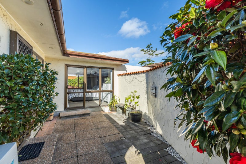 8A Banff Place, Tamatea, Napier - Carousel 2
