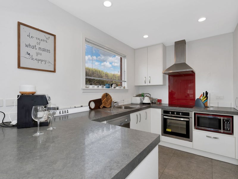 1/61 Vagues Road, Northcote, Christchurch - Carousel 2