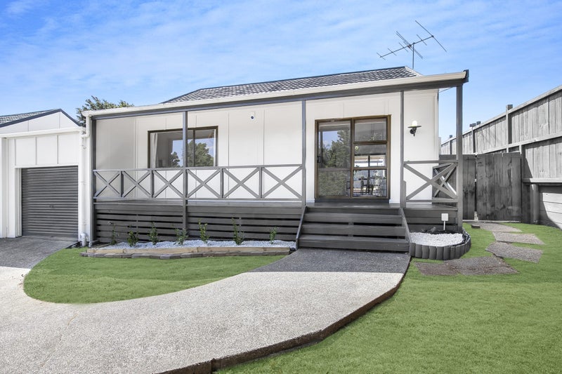 2/23 Gaylands Place, Opaheke, Papakura - Carousel 1