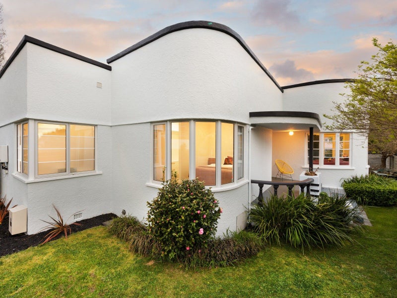 2 Fairfield Road, Fairfield, Hamilton - Carousel 1