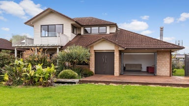 5 Goble Road, Pukekohe - Carousel 1