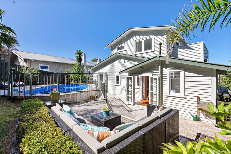 25 Wolseley Street, Morningside, Auckland - Carousel 1