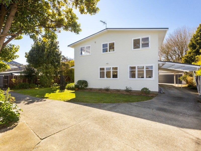 43 Burns Grove, Trentham, Upper Hutt - Carousel 2