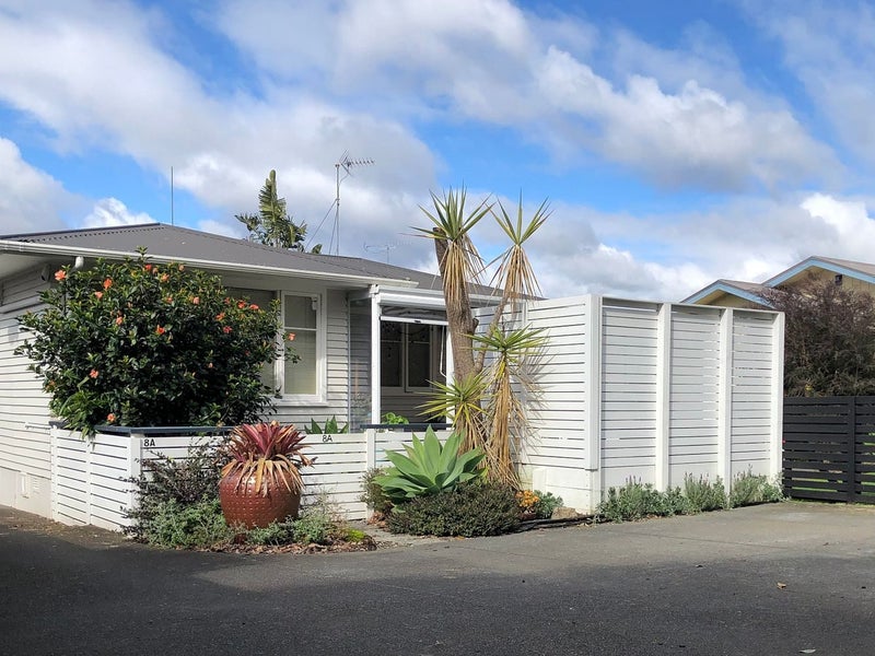 8A Howard Hunter Avenue, Saint Johns, Auckland - Carousel 2