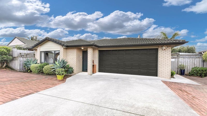 30 Broadhurst Road, Flat Bush, Auckland - Carousel 1