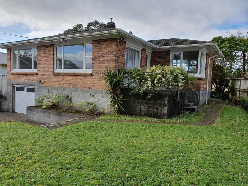 217 Frankley Road, Frankleigh Park, New Plymouth - Carousel 1