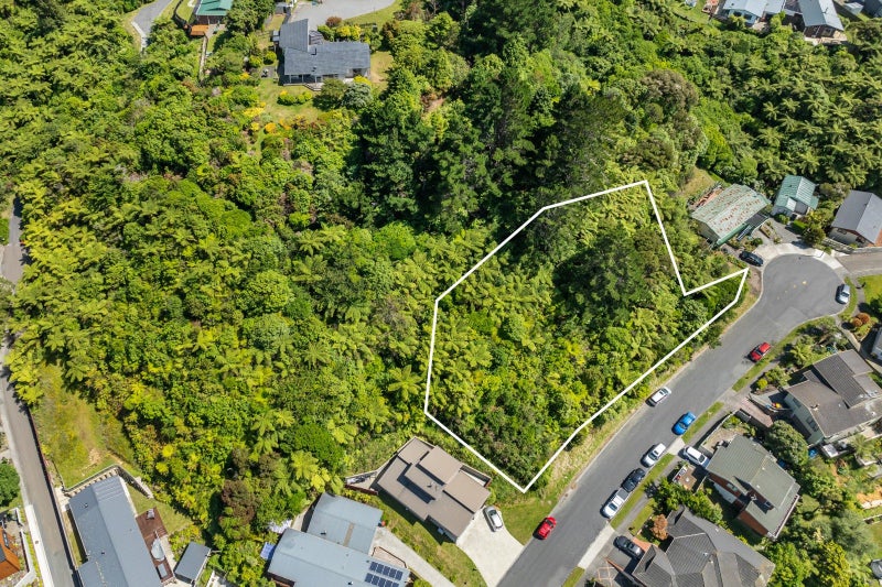 7 Picasso Grove, Belmont, Lower Hutt - Carousel 2