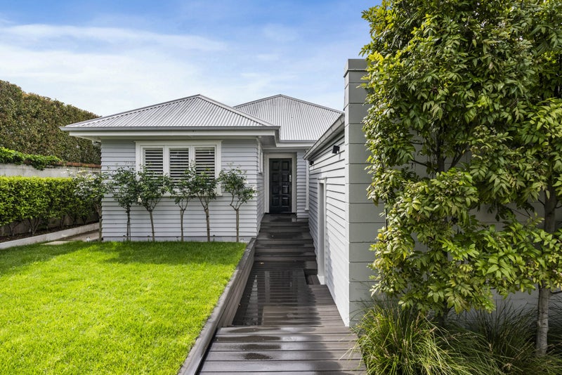 69 Argyle Street, Herne Bay, Auckland - Carousel 1