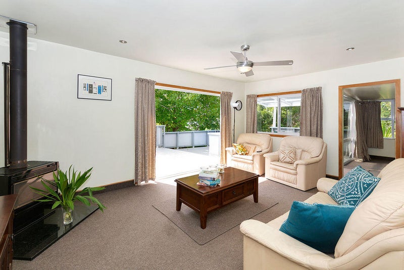 30 Whittle Place, New Windsor, Auckland - Carousel 2