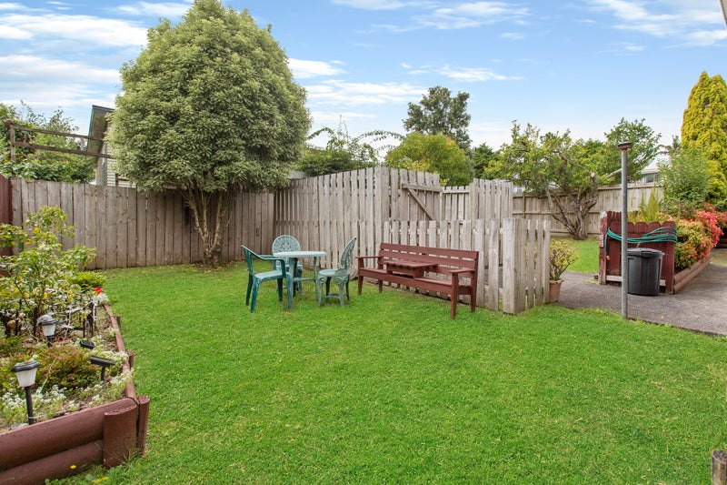 1/43 Captain Scott Road, Glen Eden, Auckland - Carousel 2
