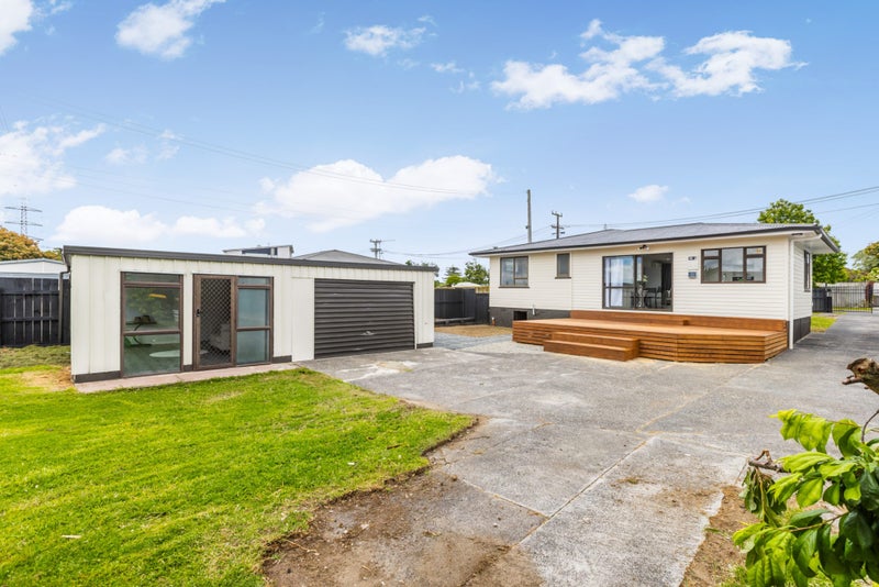 108 Clayton Avenue, Otara, Auckland - Carousel 1