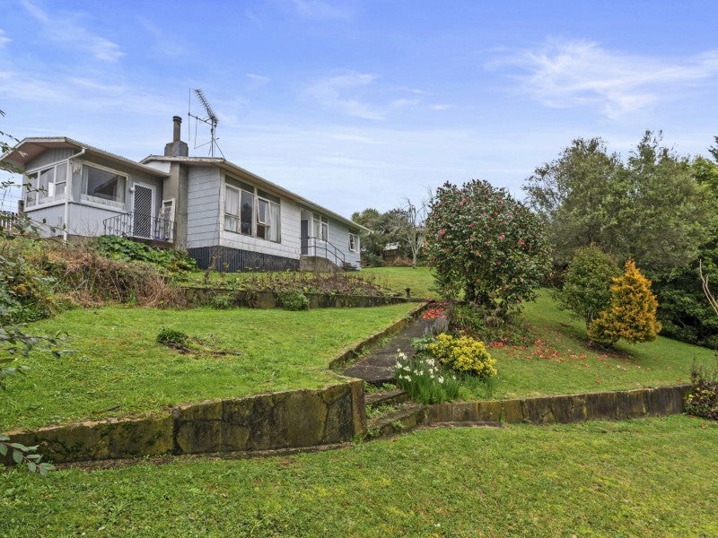 129 Tirau Street, Putaruru - Carousel 17