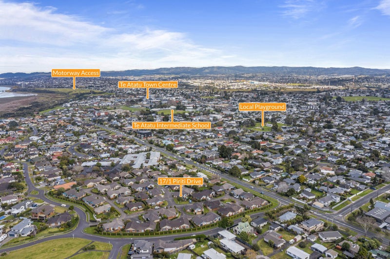 17/1 Piriti Drive, Te Atatu Peninsula, Auckland - Carousel 17