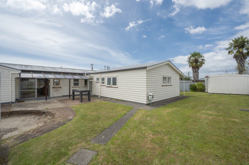 34 Chadwick Road, Greerton, Tauranga - Carousel 2
